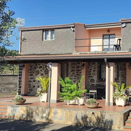 Villa Peri Peri Etna *
