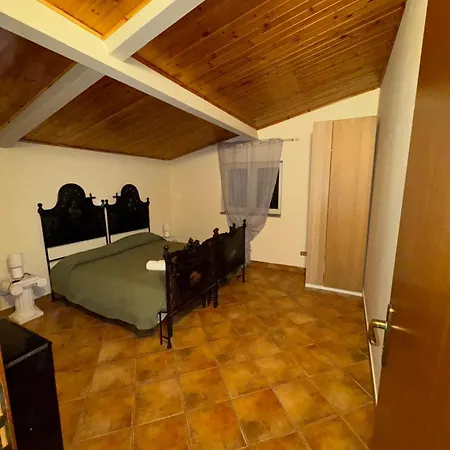 Peri Peri Etna Villa Montargano
